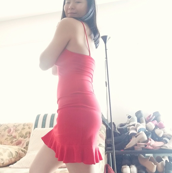 Ruffle hem dress - Picture 4 of 4